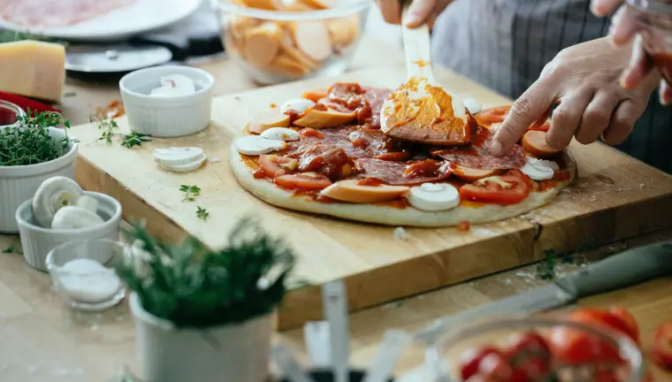 que mettre sur la pizza à la maison