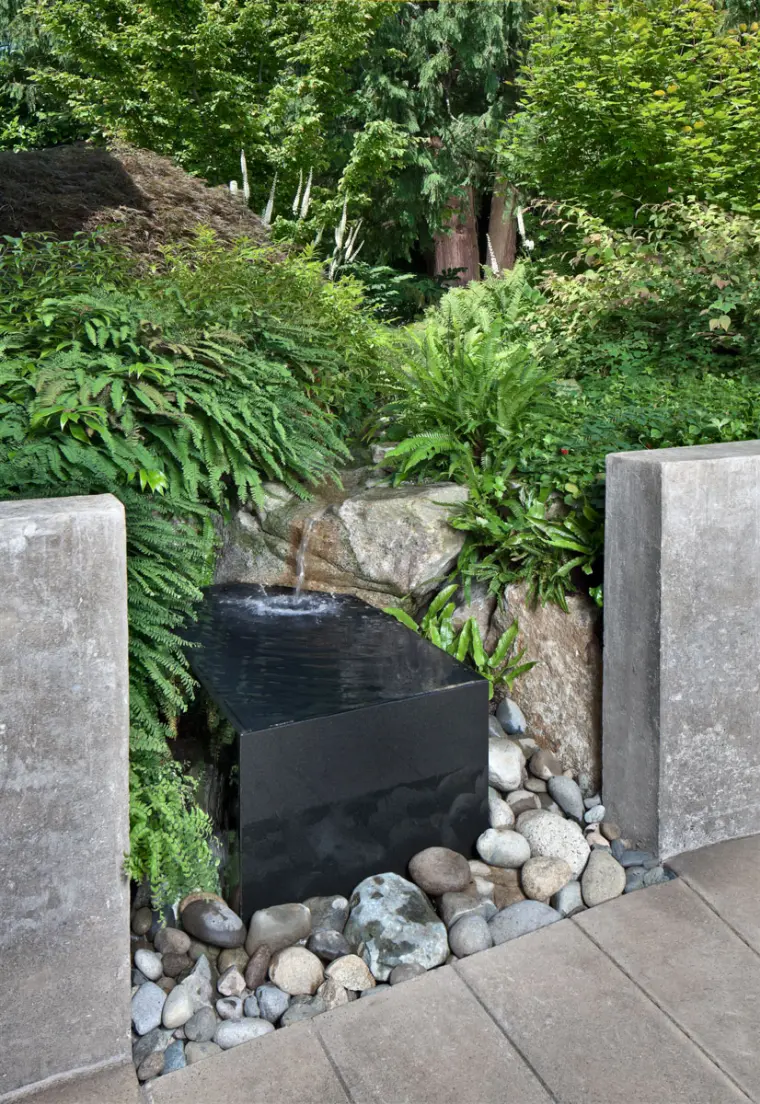 aménagement jardin feng shui avec bassin d'eau