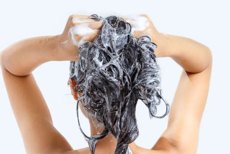 laver cheveux avec bicarbonate de soude bienfaits