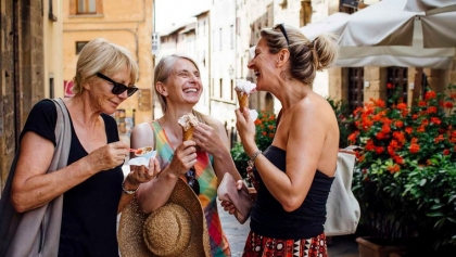 femmes âgées libres stylées