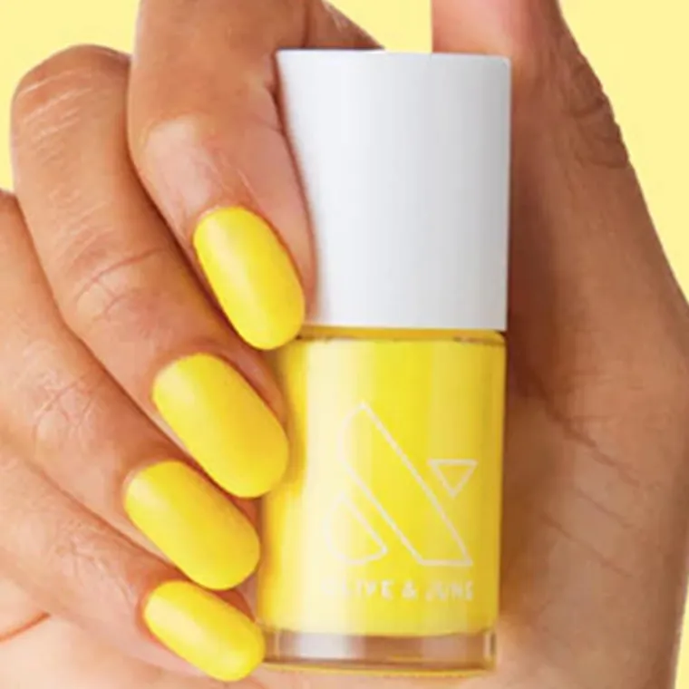 vernis à ongles été 2022 tendances