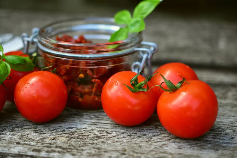 conservation de tomates au naturel