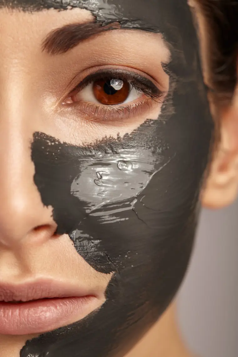comment utiliser un masque au charbon activé