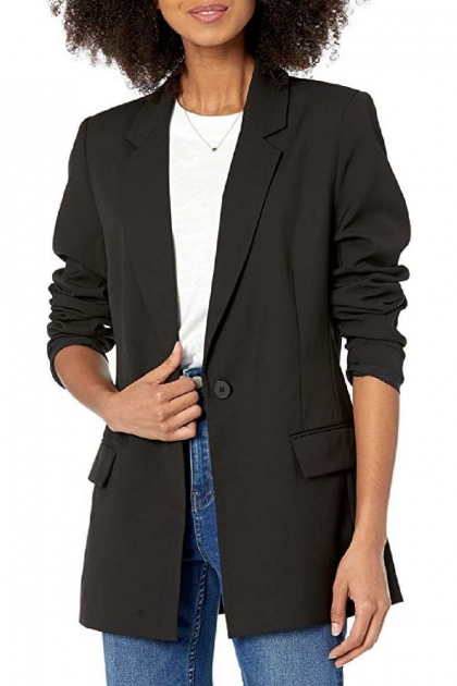 veste tendance femme 2022 noire