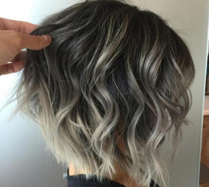 balayage cheveux inversé gris blanc