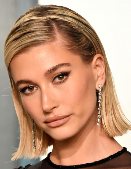 coiffure cheveux tendance hiver 2023 hailey bieber