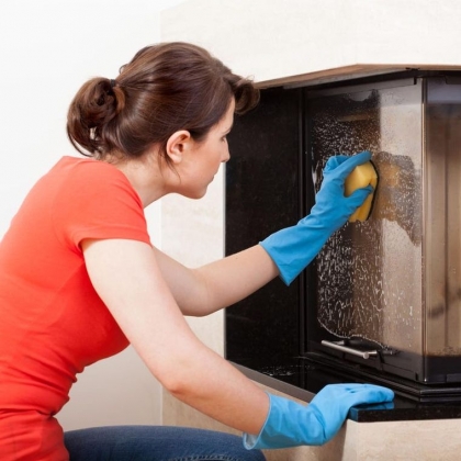 Comment nettoyer la vitre de votre cheminée pas toujours propre