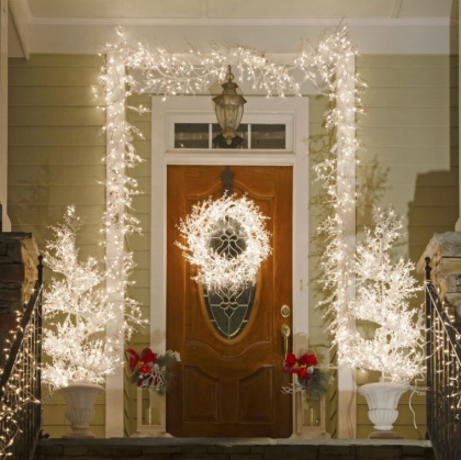 décoration porte Noël lumières blanches