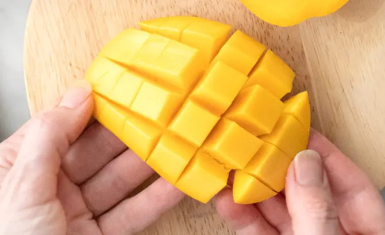 couper un fruit facilement