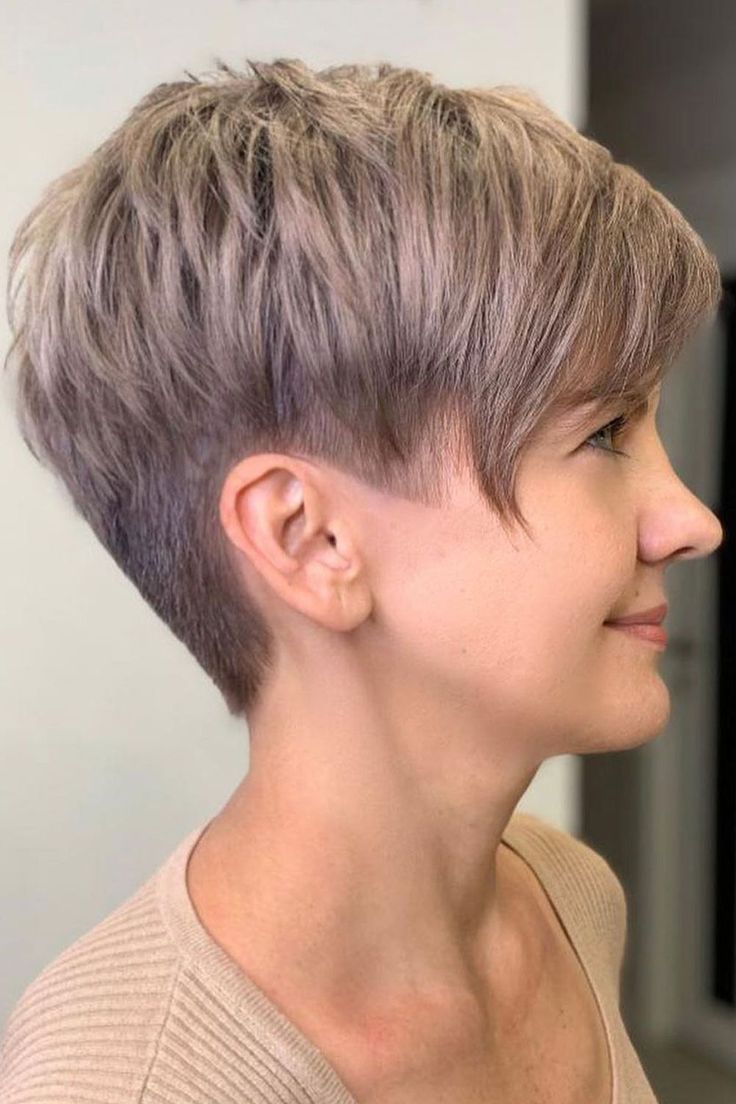 coupe courte femme 2023 choppy pixie