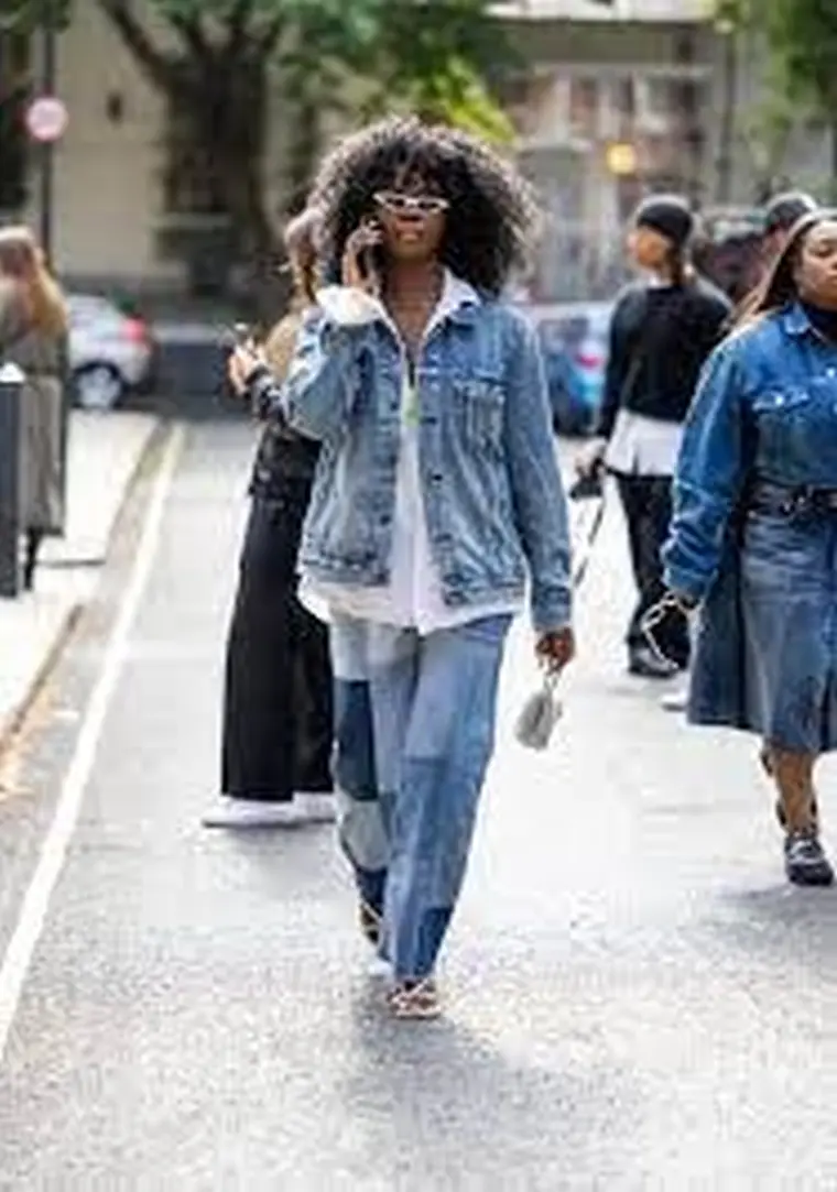 ieans tendance femme hiver 2023 en deux couleurs