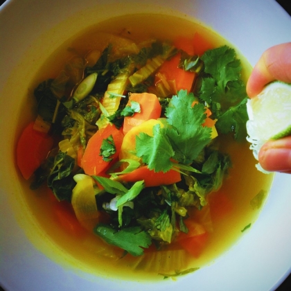 soupe detox chou légumes