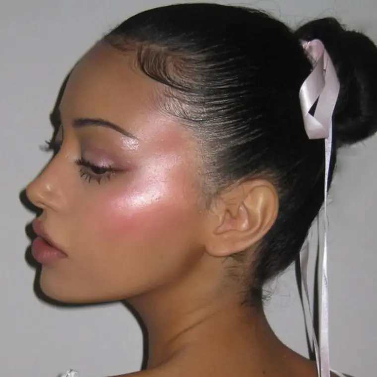 maquillage tendance 2023 looks balletcore printemps été 2023
