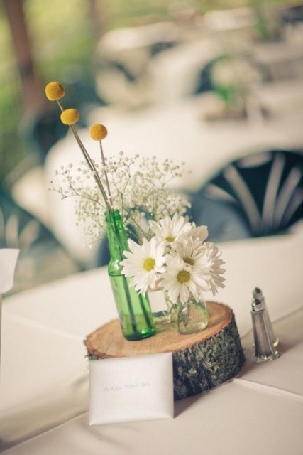 Bois fleurs pots verre décoration de mariage