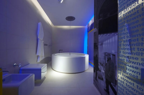 Salle de bain eclairage led bleu