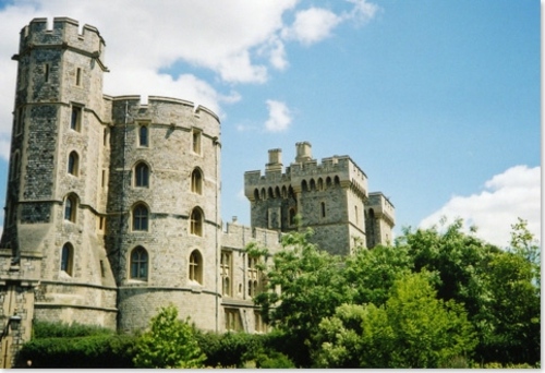 angleterre visite monument chateau windsor ancien medieval