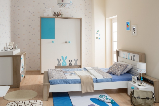 armoire-chambre-enfant-armoire-blanche-turquoise-motifs-lapins armoire chambre enfant