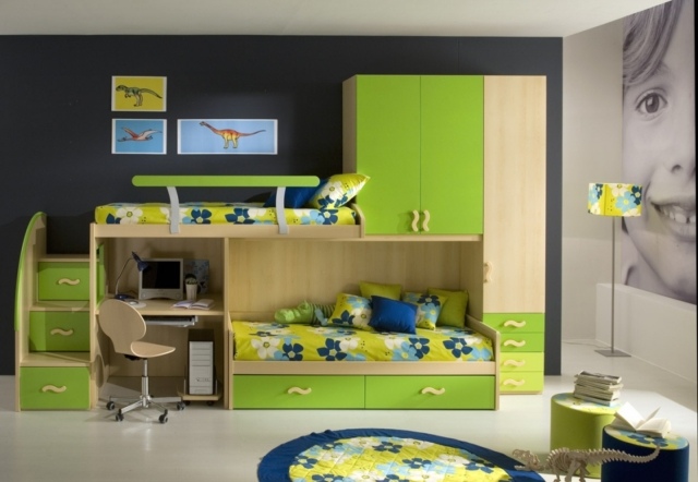 armoire-chambre-enfant-vert-pâle-poignées-forme-ovale