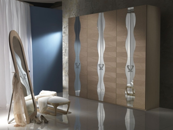 armoire design bois miroir