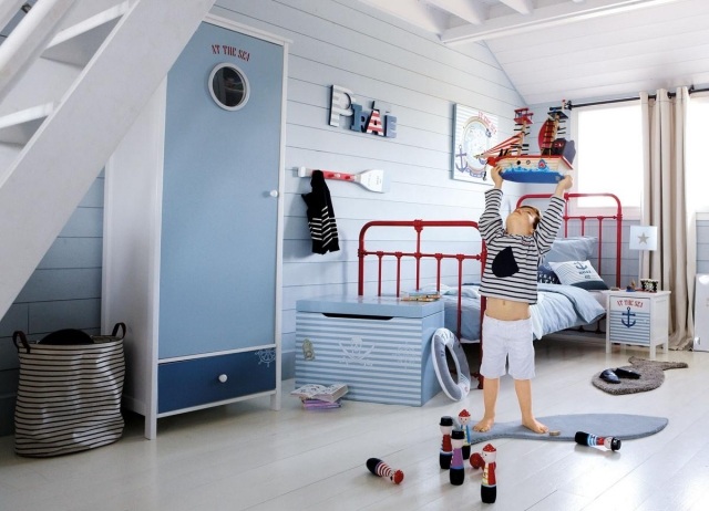 armoire enfant hublot chambre-garçon-pirates