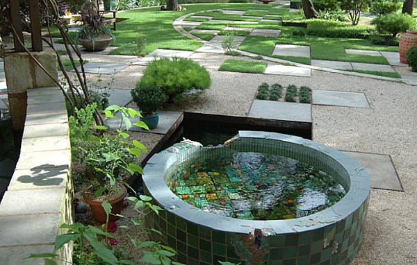 bassin rond eau jardin déco