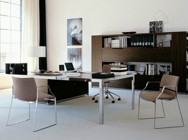 Mobilier de bureau en tons bruns  classique design