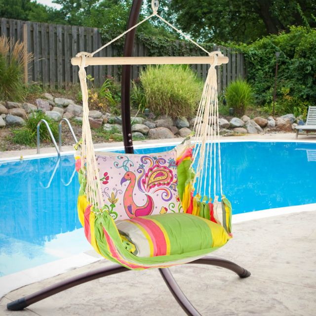 chaise balancoire piscine