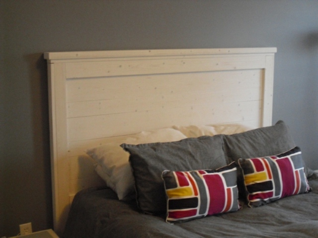 chambre coucher tete lit coussins stijl mur gris