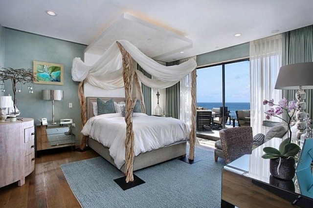 chambres coucher luxe baldaquin voile bleu gris californie