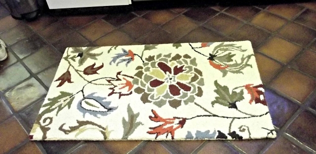 cuisine-tapis-motifs-floraux-forme-rectangulaire