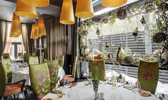 déco riche restaurant contemporain vert