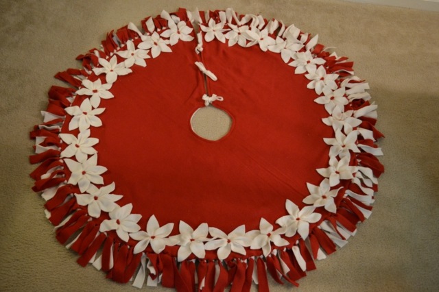 decoration de Noel jupon sapin rouge