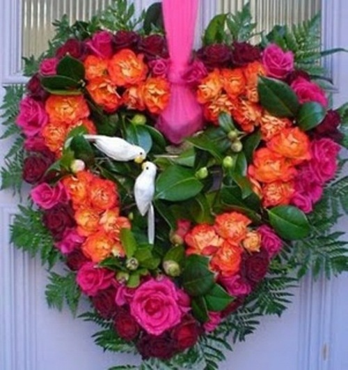 décoration de st valentin couronne fleurs