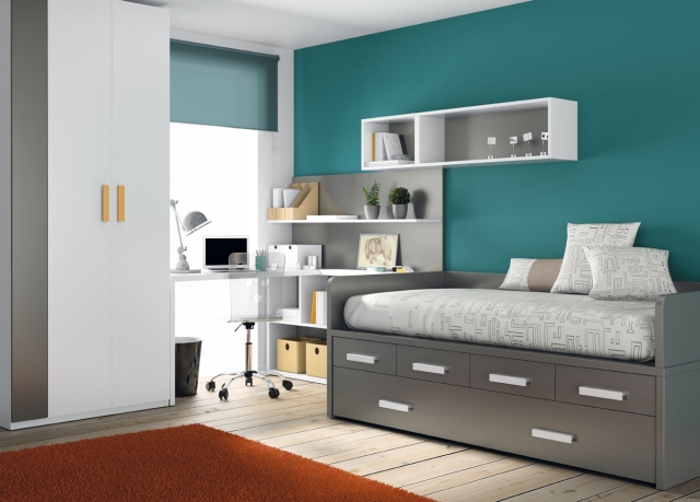 déco-chambre-ado-couleurs-murs-turquoise-foncé-mobilier-blanc-gris-tapis-orange-chaud