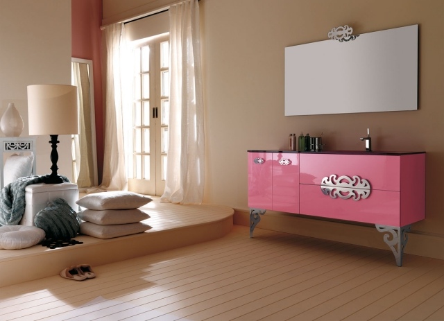 déco-salle-bains-mobilier-couleurs-meuble-vasque-rose-motifs-gris-élégants déco salle de bains