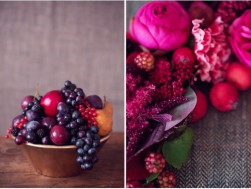 déco table de mariage nuances rouge fruits raisin noir