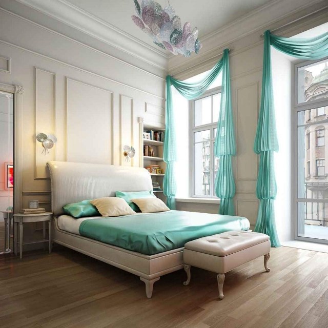 décoration-chambre-adulte-romantique-rideaux-linge-lit-turquoise-tabouret-blanc-lustre-élégant