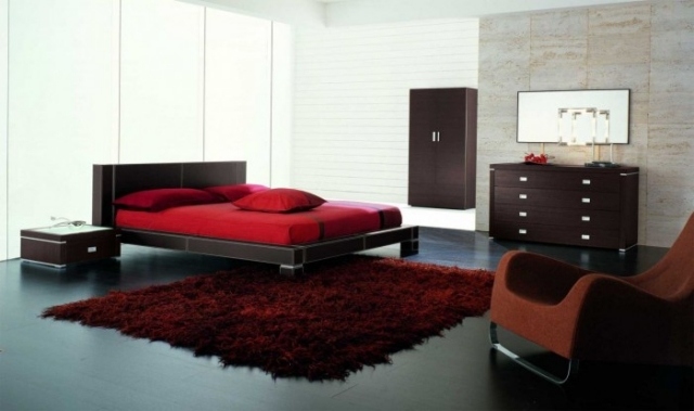 décoration-chambre-couleur-rouge-idée-originale-linge-lit-tapis