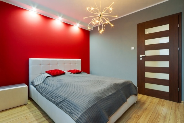 décoration-chambre-couleur-rouge-idée-originale-mur-rouge