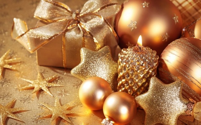 décoration-de-Noël-idée-originale-cadeaux-décoratifs-etoiles-bougies