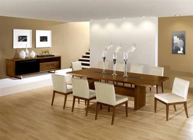 décoration-salle-à-manger-table-rectangulaire-chaises-cuir-blanc