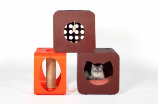 empilement modules marron orange grattoir panoir maison chat resized