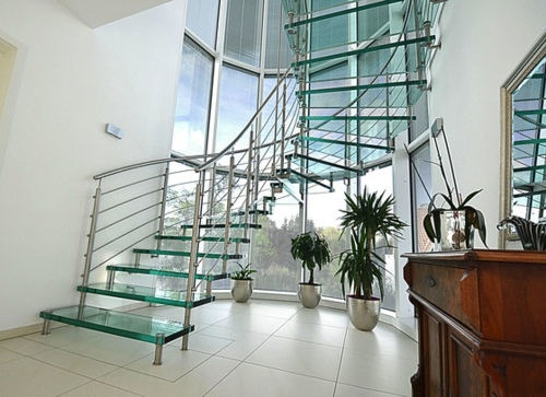 escalier design contemporain verre