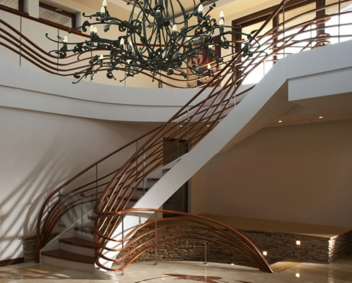 escalier forme rampe bois