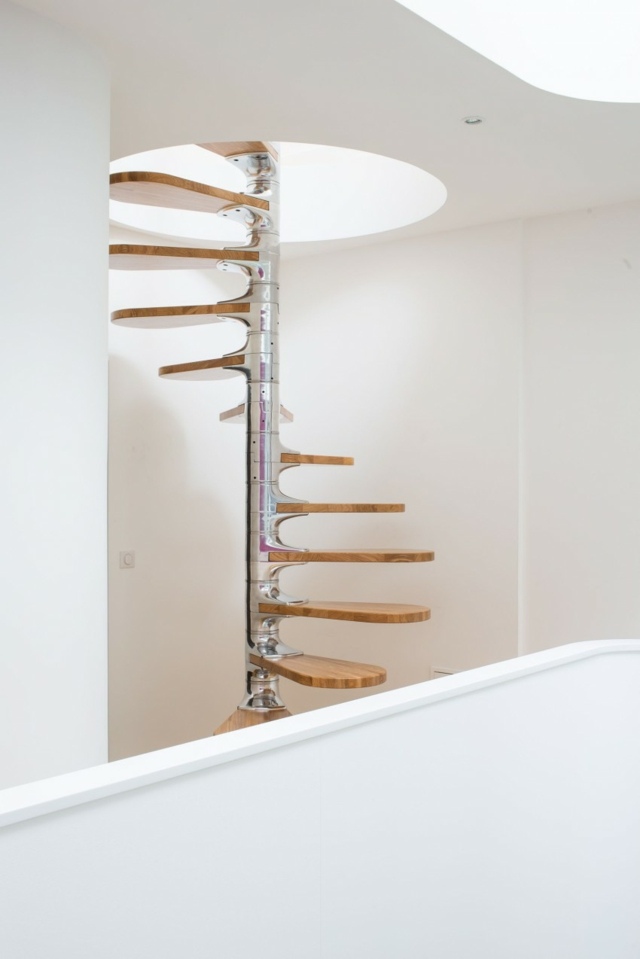 escalier moderne design vis tremie circulaire