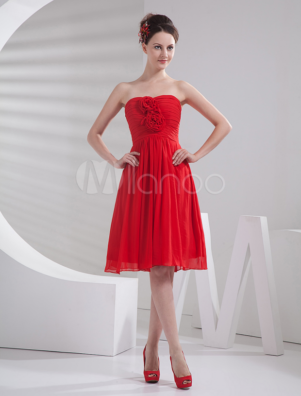 idee robe demoiselle honneur rouge courte
