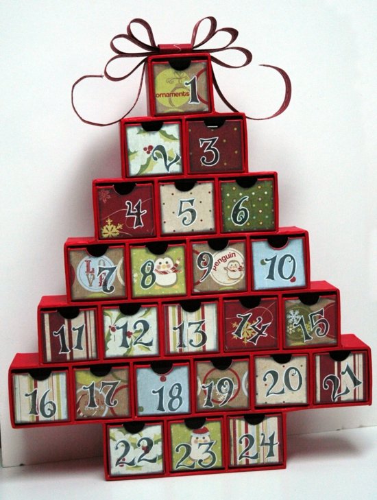 idée-bricolage-Noël-calendrier-Avent-sapin-tiroirs