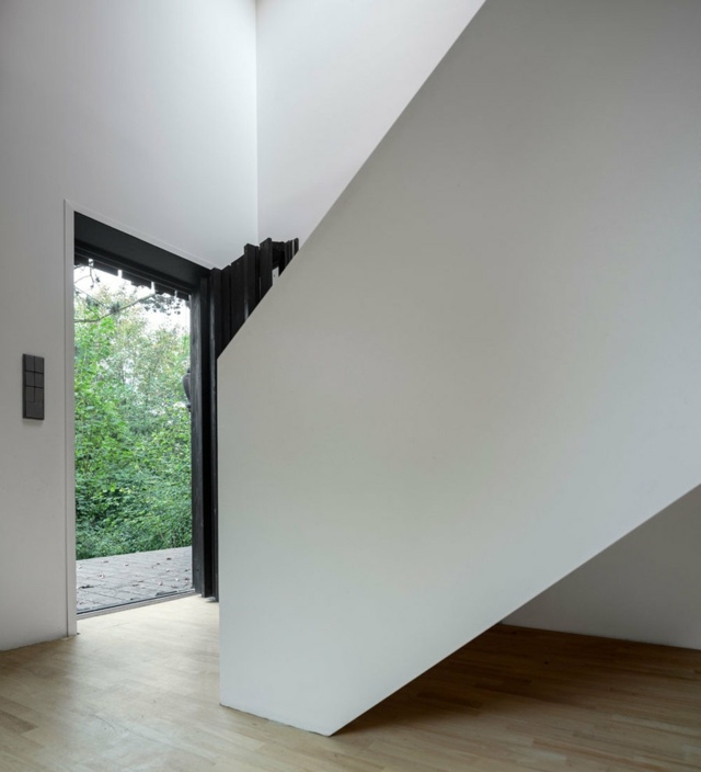 maison extension bois intérieur escalier