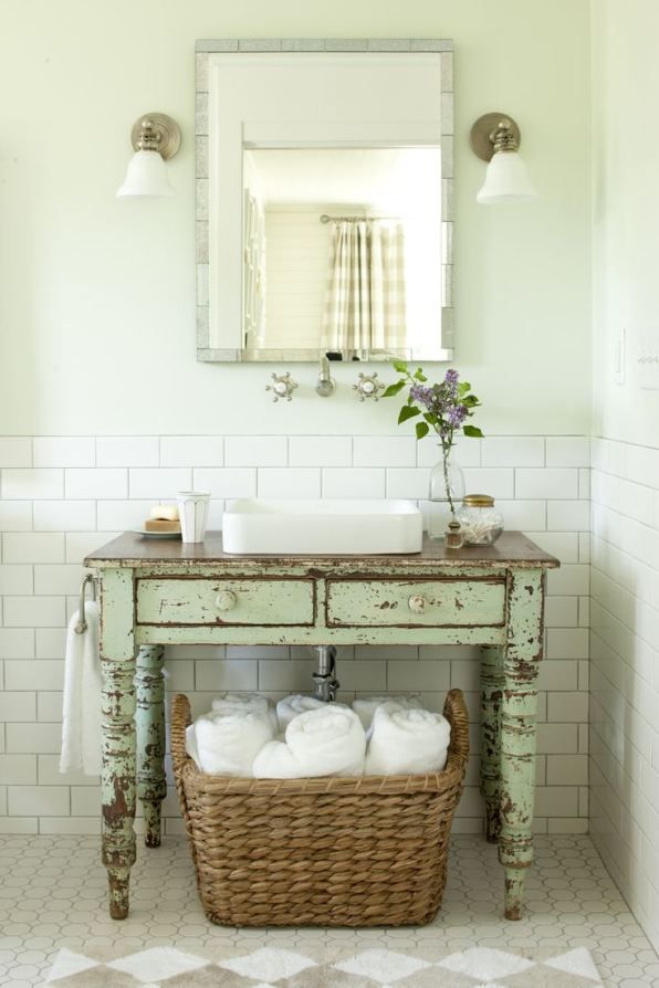 meuble-salle-bains-pas-cher-table-vintage-tiroirs-vasque-blanc-miroir meuble salle de bains pas cher