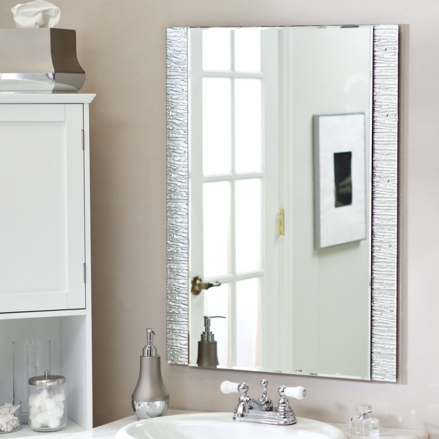 miroir-salle-de-bains-idée-originale-forme-rectangulaire-armoire